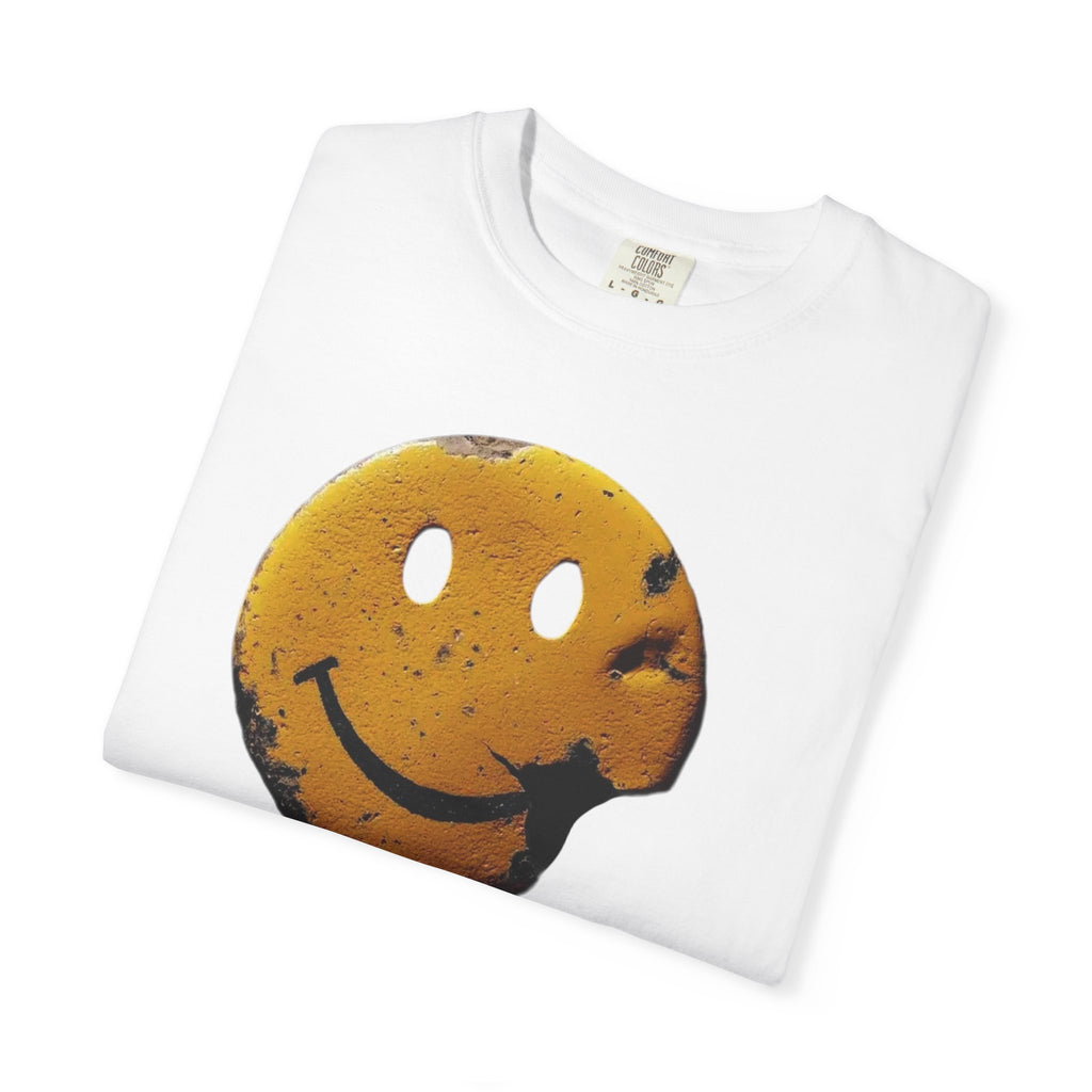 Smiley Face Distressed Tee — Vintage Grunge Smiley T-Shirt